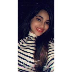 Meet your Posher, Yamileth